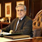 Ishaq Dar takes oath as new finance minister