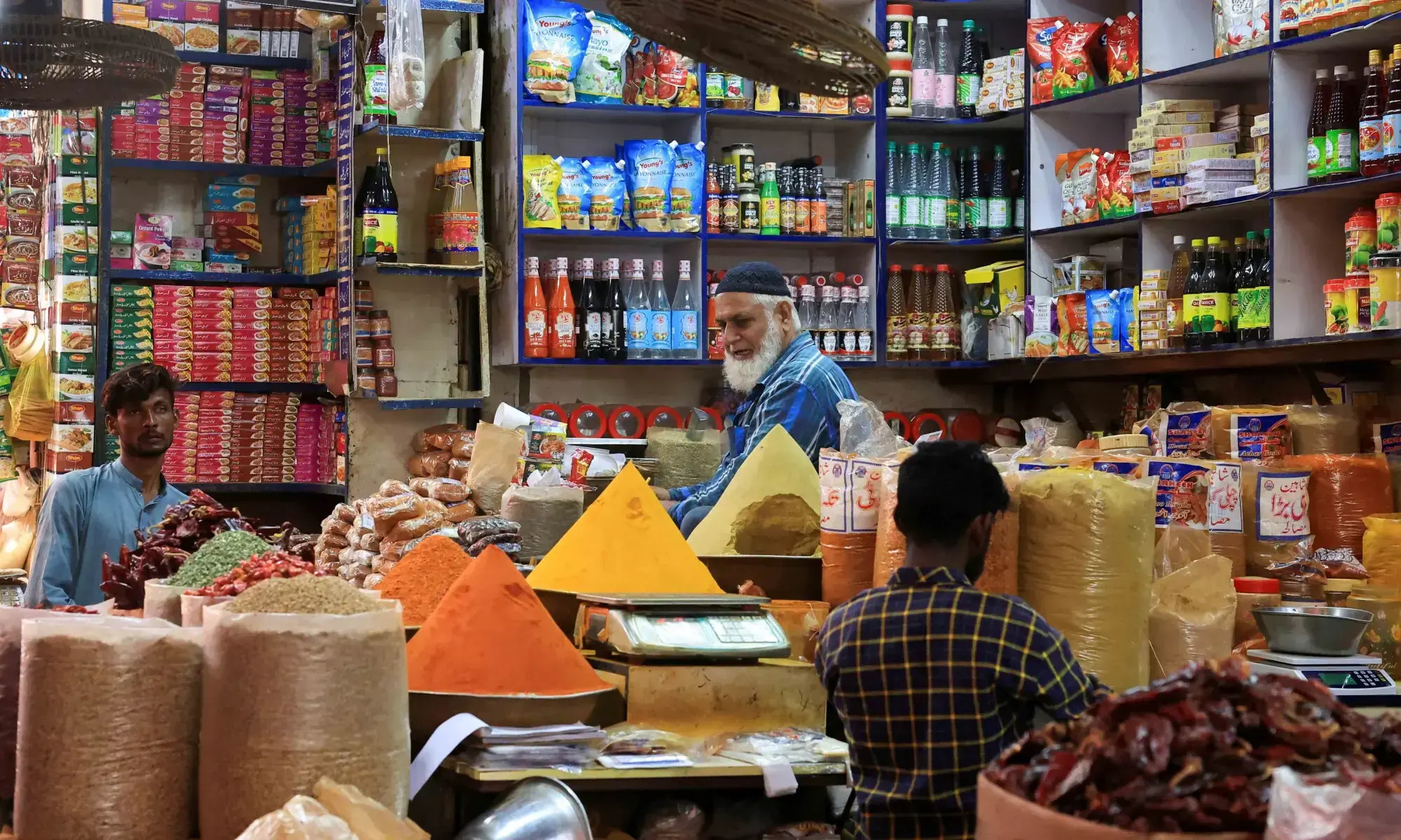 SPI Inflation Rises as Edible Oil and Wheat Flour Prices Surge