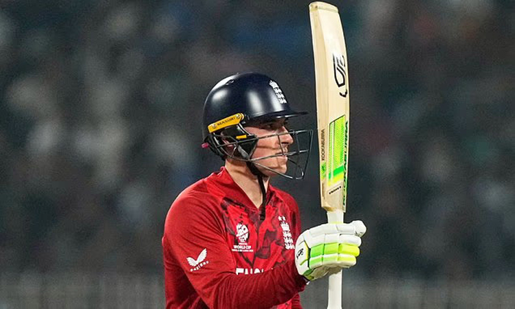 Banton stars as England beat Scotland by five wickets